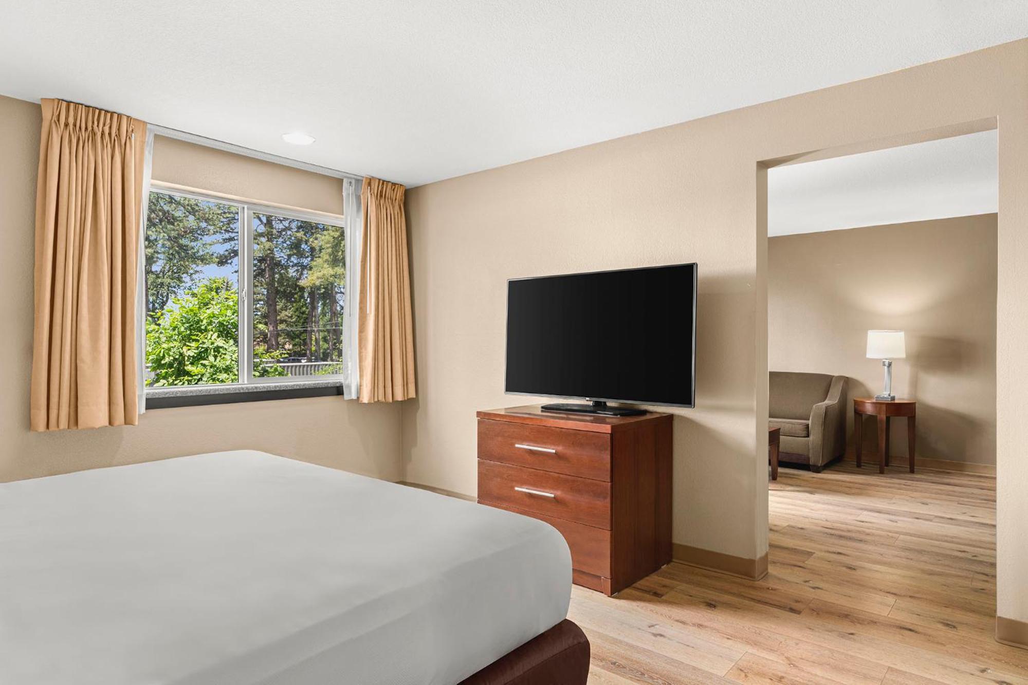 Comfort Inn & Suites Beaverton - Portland West Exterior photo